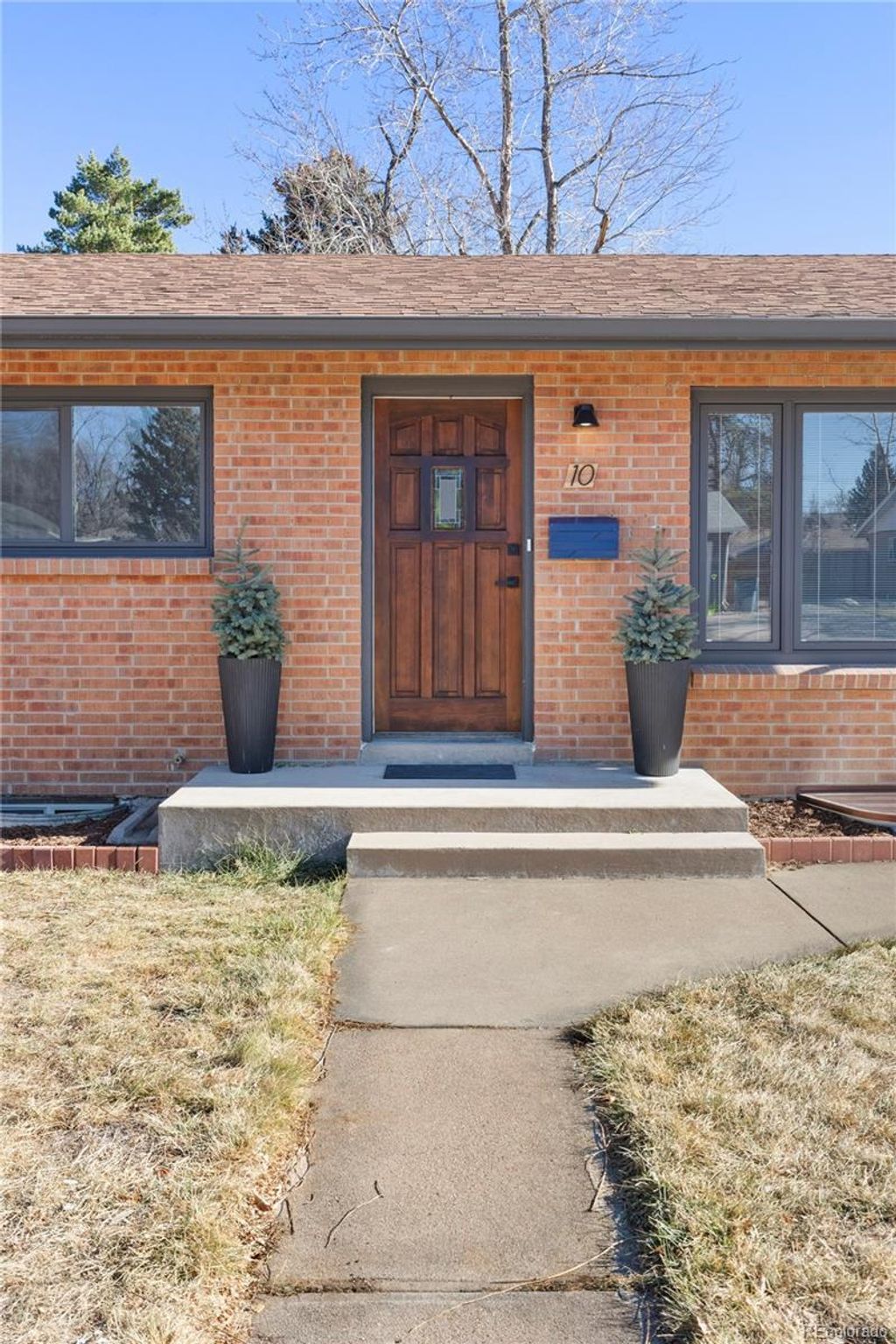 Photo of 10 Estes Street, Lakewood, CO 80226 (MLS # 5417624)