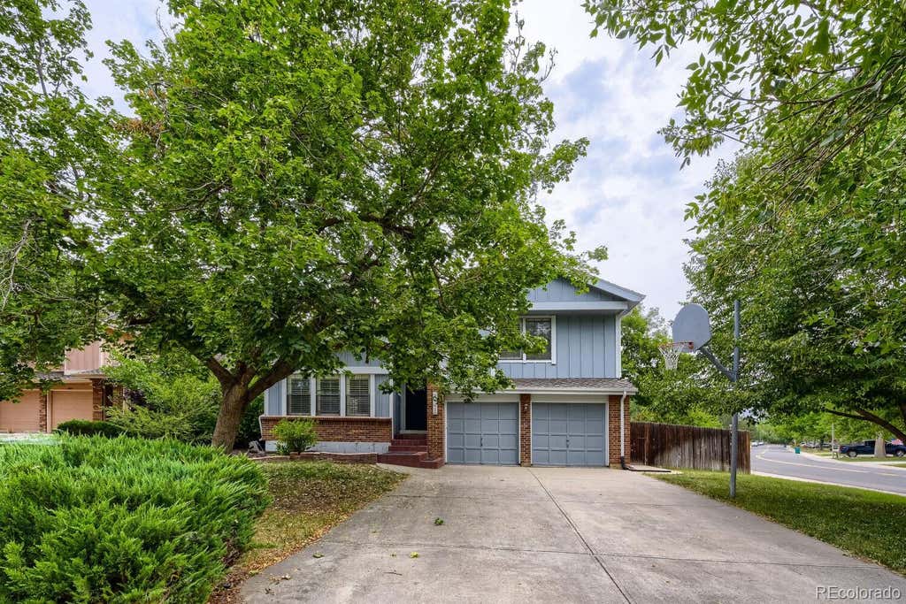 Photo of 8162 Dudley Circle, Arvada, CO 80005 (MLS # 6274342)