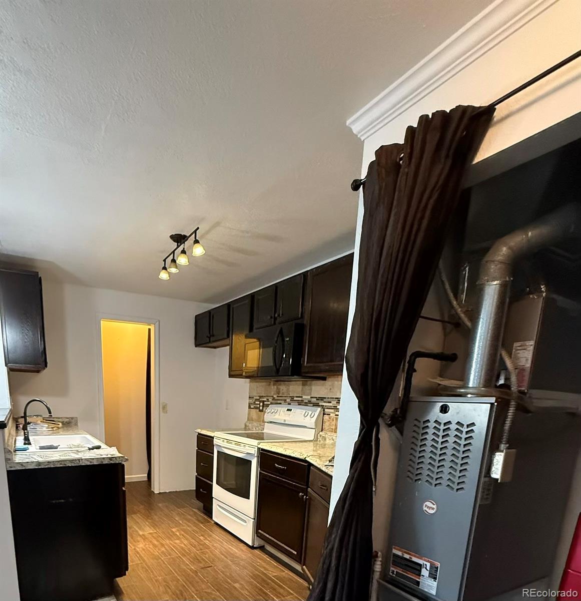 5620 W 80th Place 55