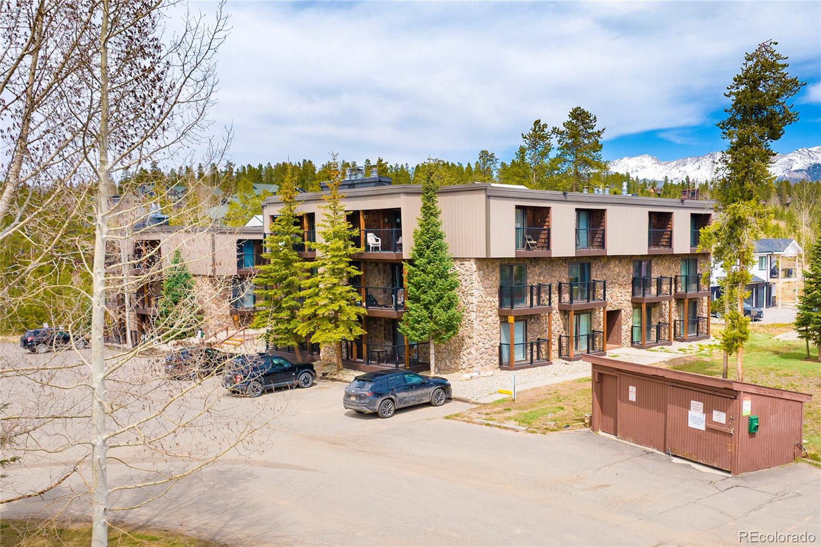 80 County Road 8500 C201