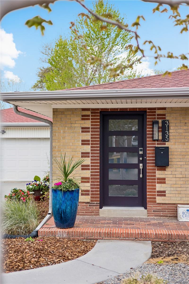 3135 S Gilpin Street