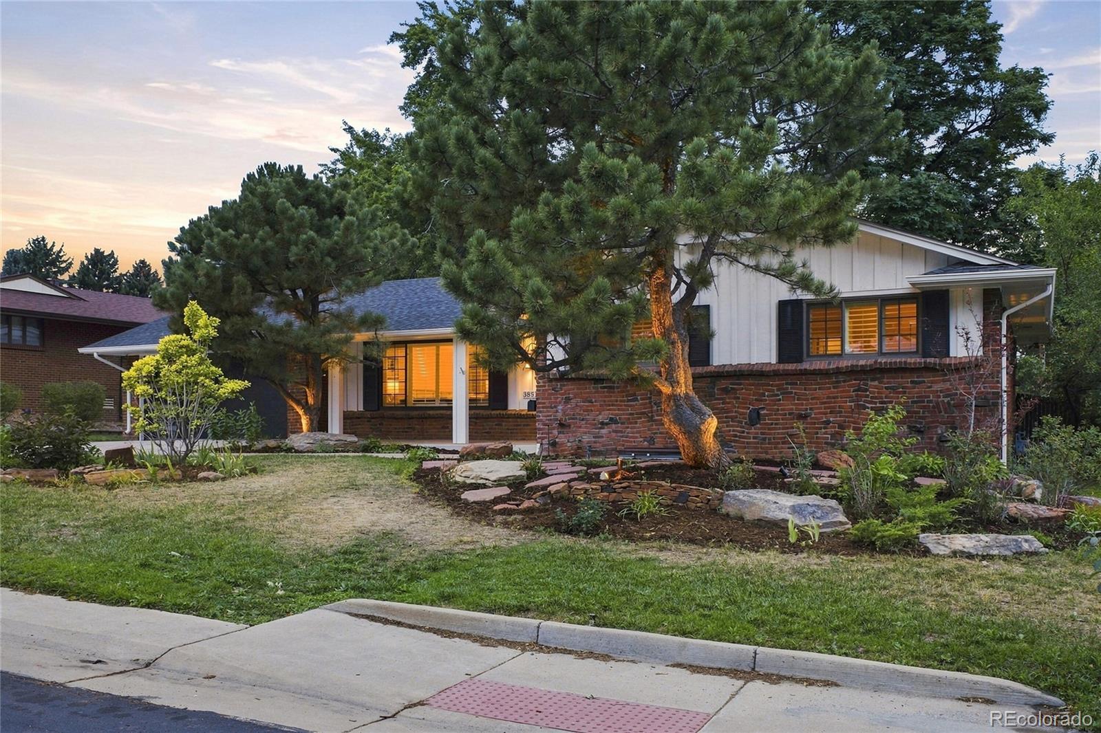 3851 S Hillcrest Drive