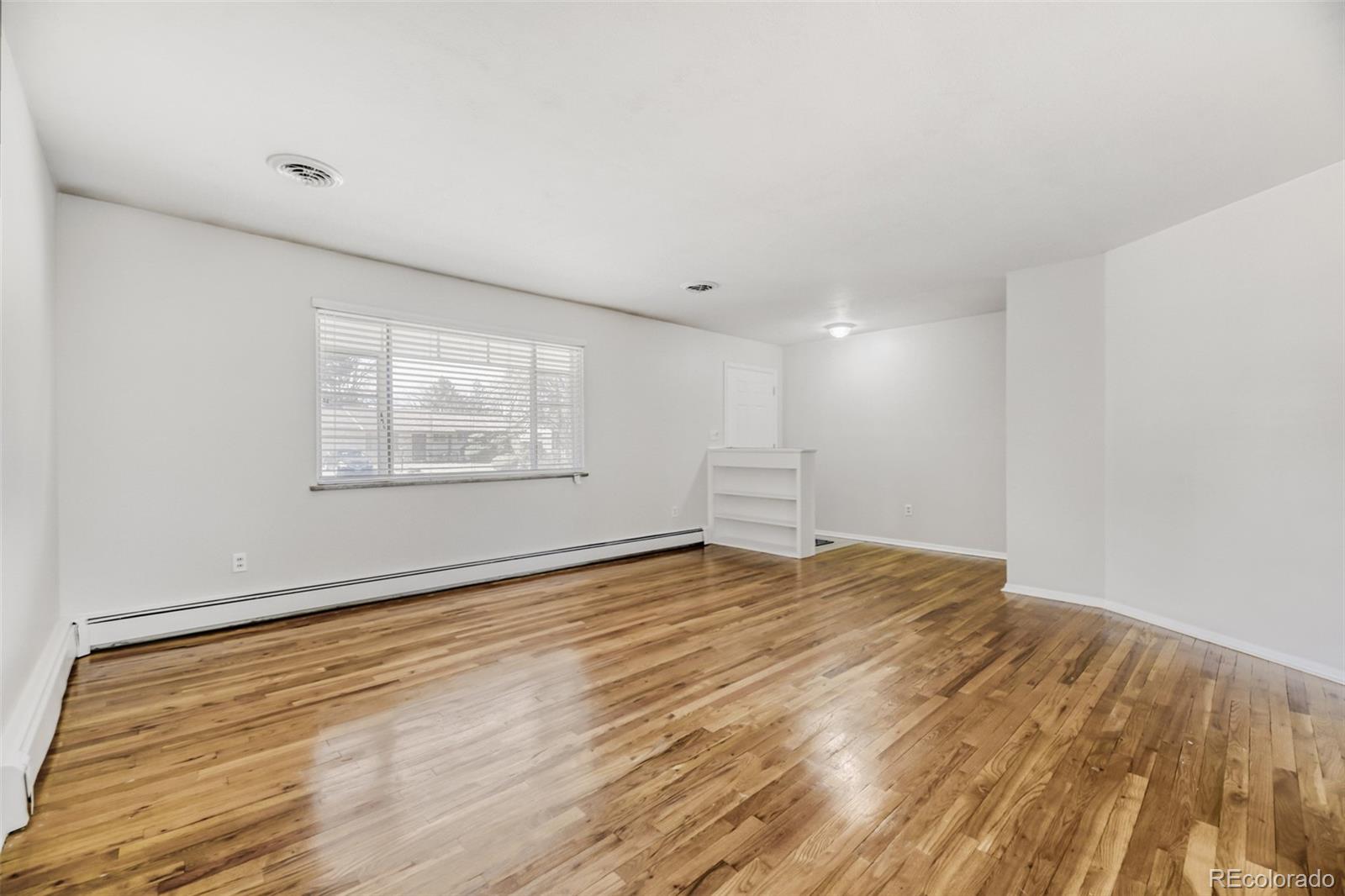 2466 S Krameria Street