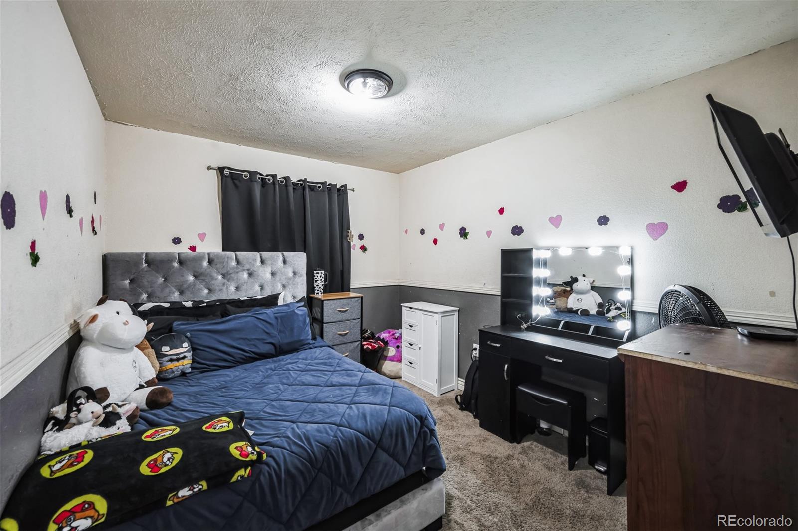 327 N 12th Avenue
