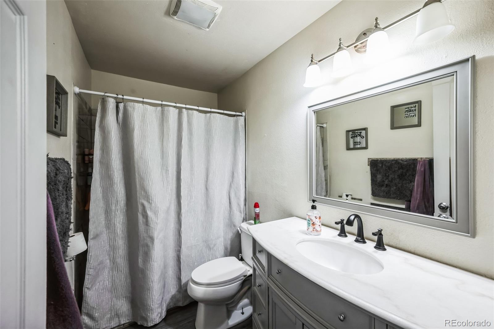 327 N 12th Avenue