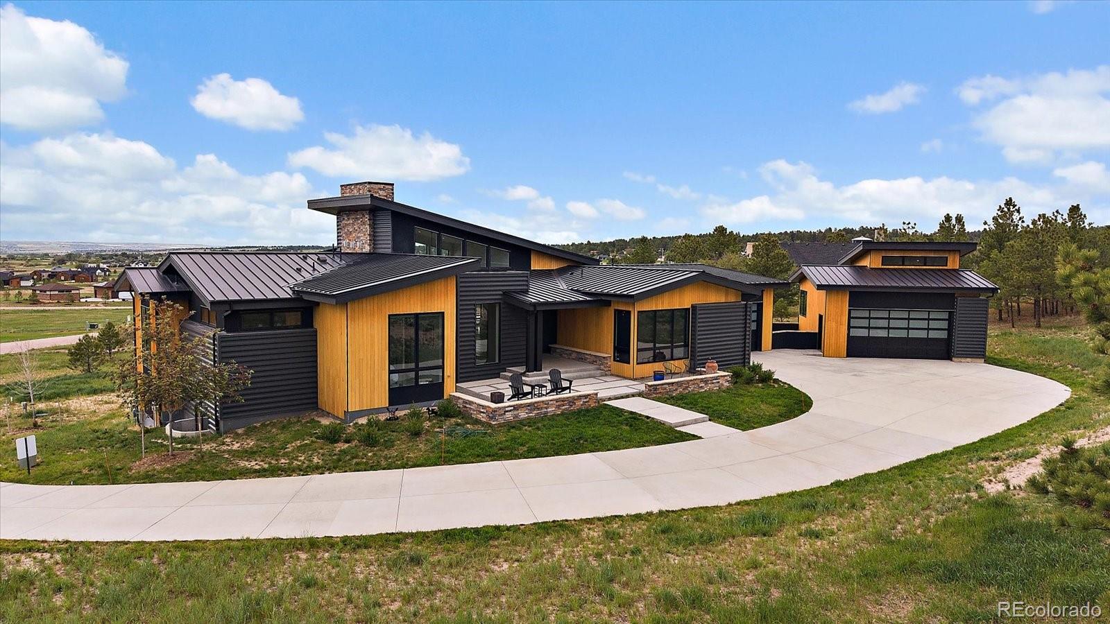 2380 Fox View Trail