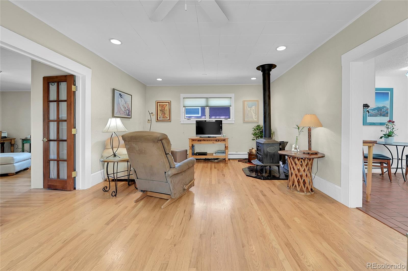 141 3rd Avenue