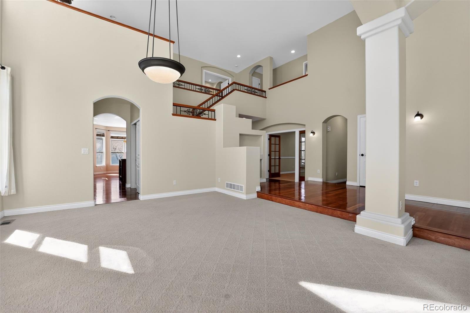 15258 W 75th Place