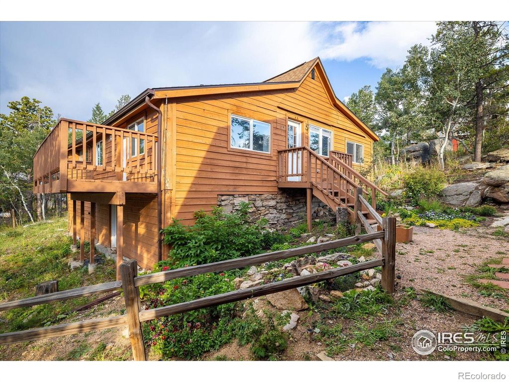 Photo of 15 Hardscrabble Road, Golden, CO 80403 (MLS # IR1043725)
