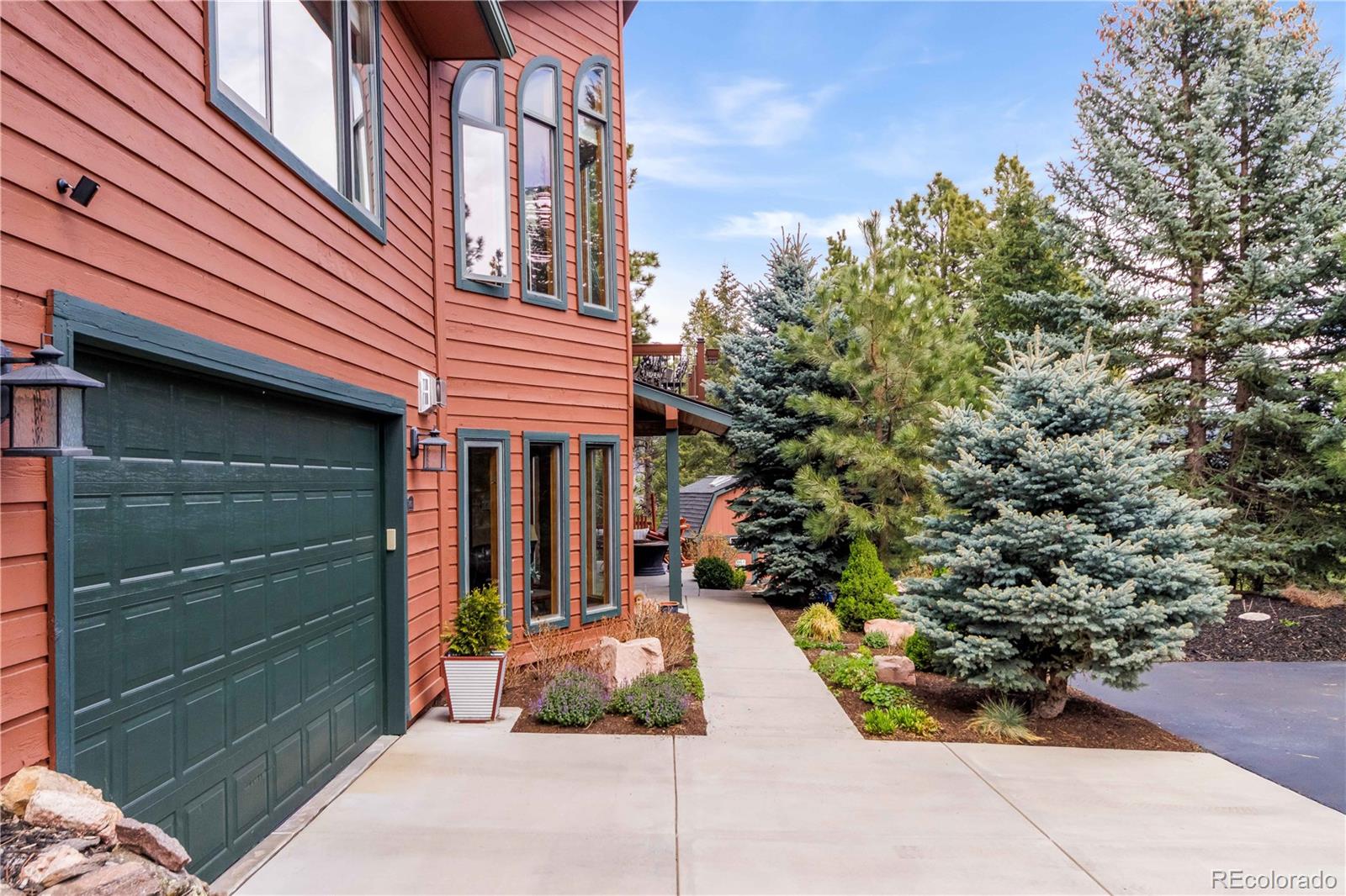 7008 Bluff Trail
