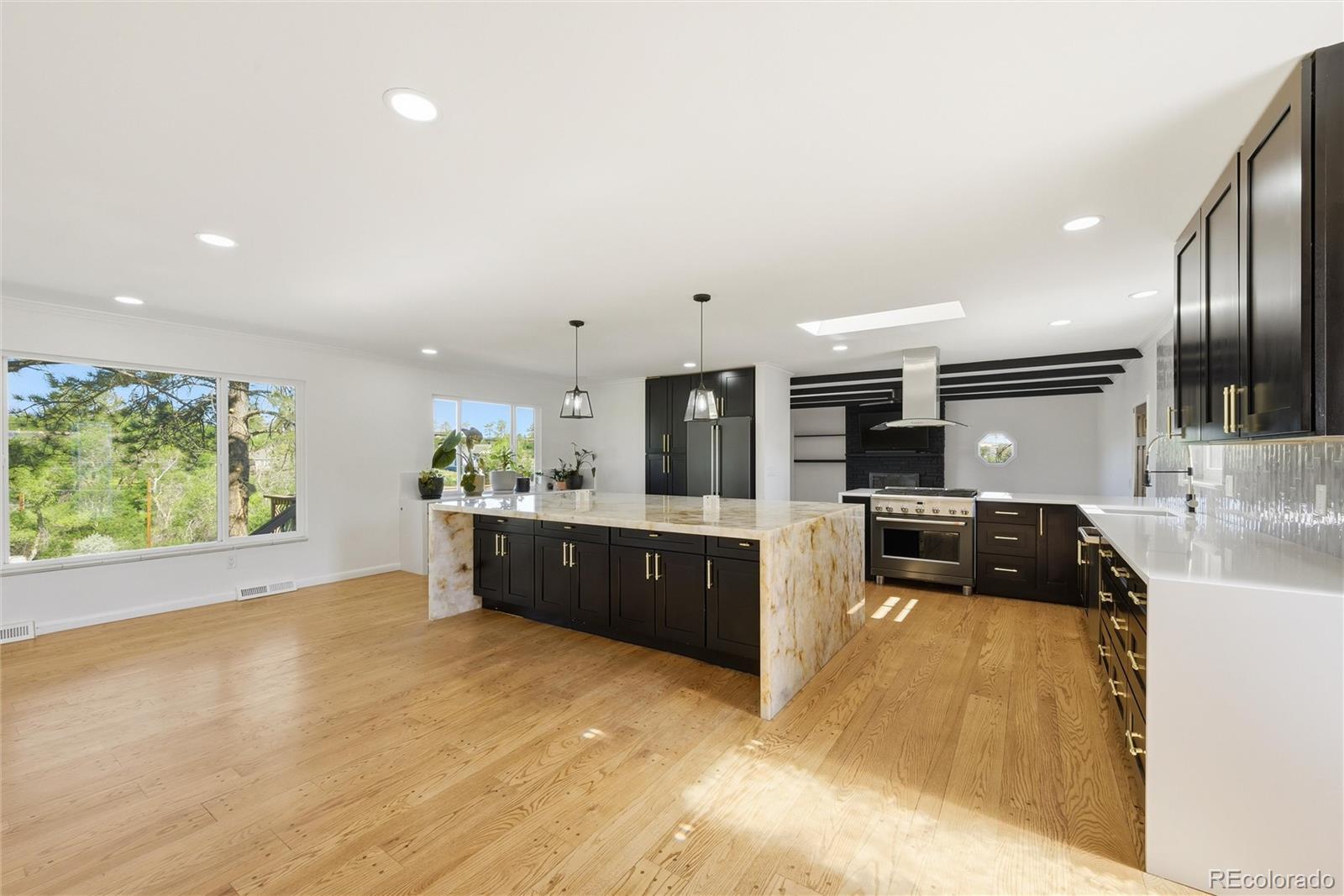 9303 Clydesdale Road