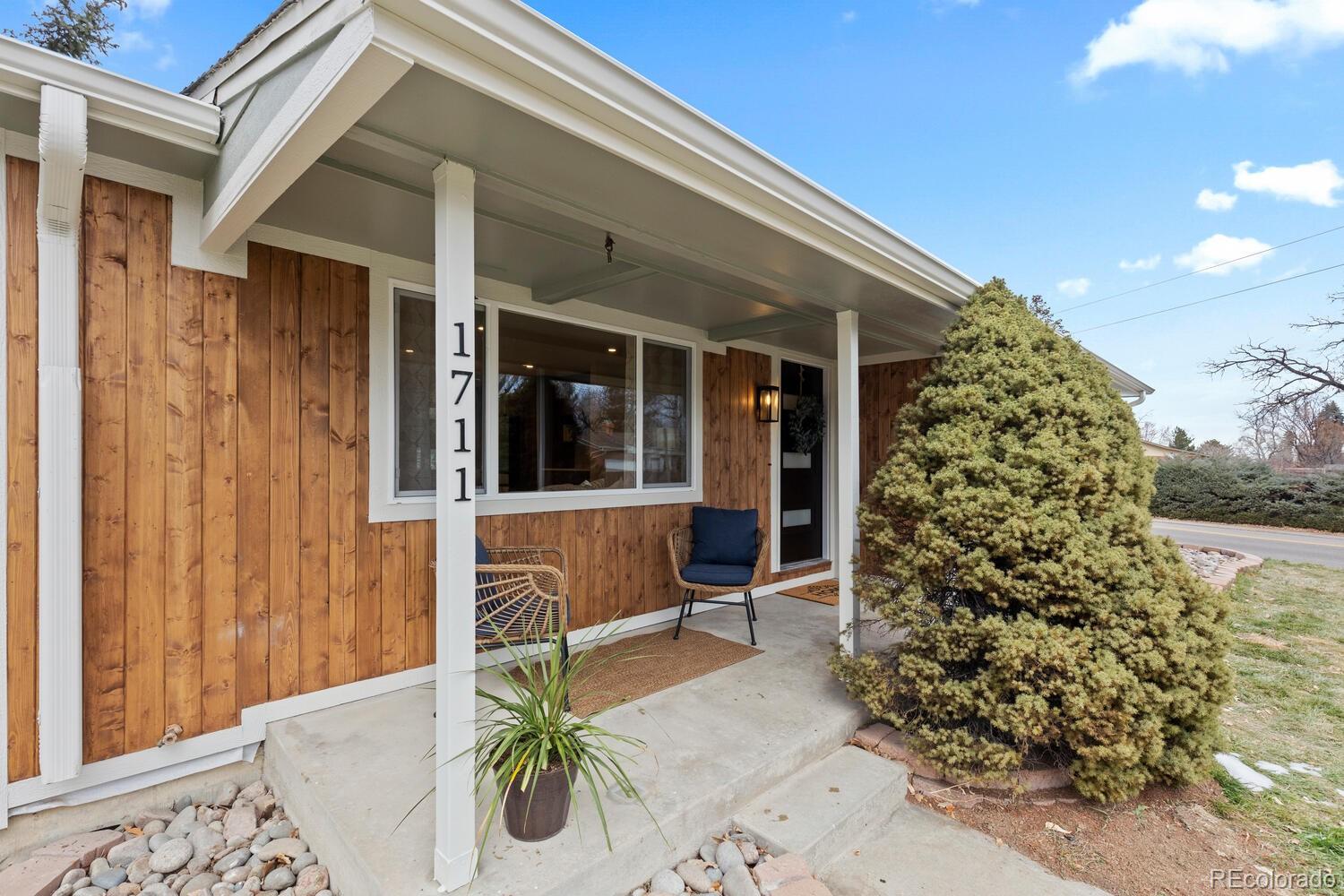 1711 S Forest Street