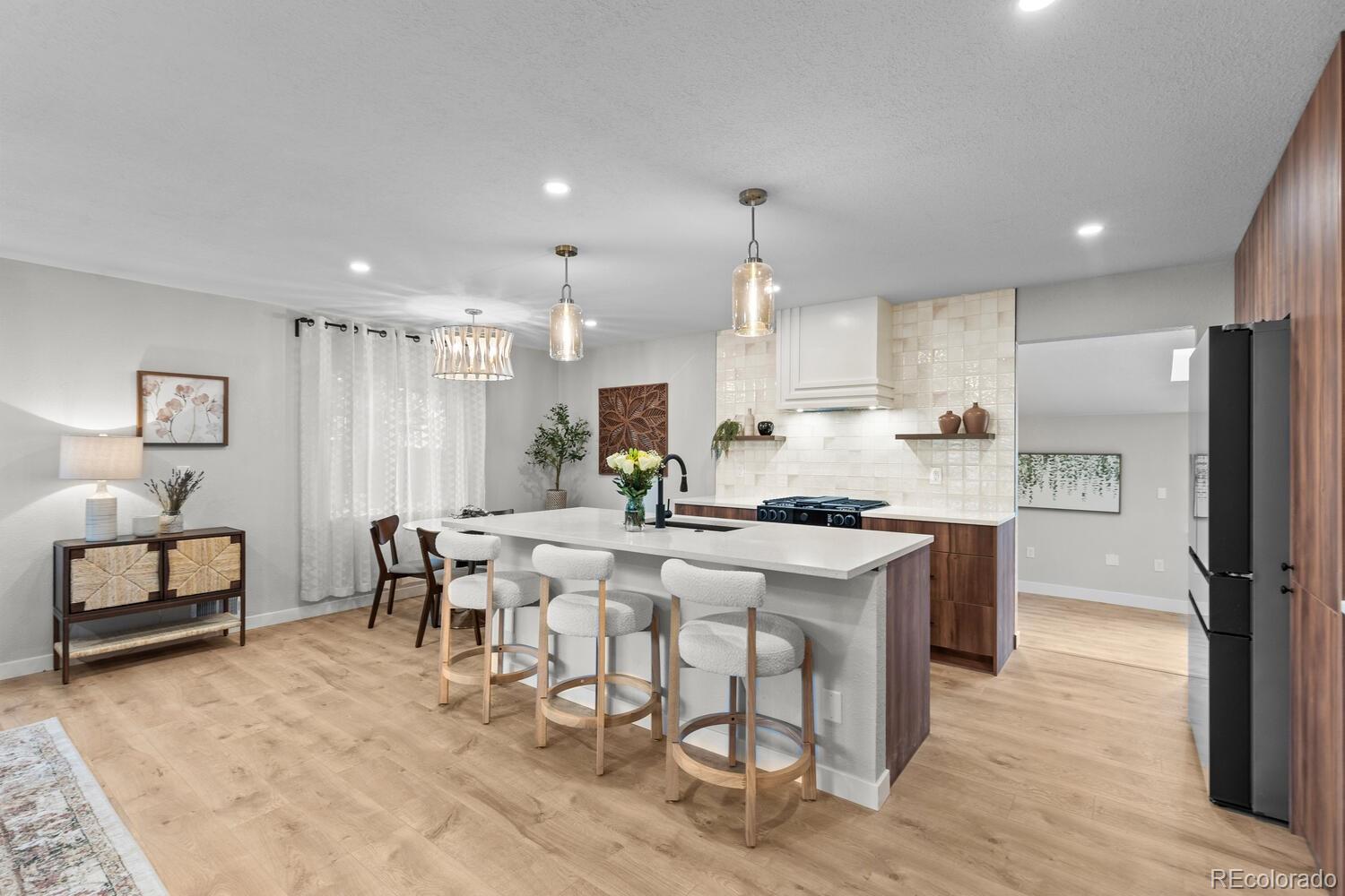 1711 S Forest Street