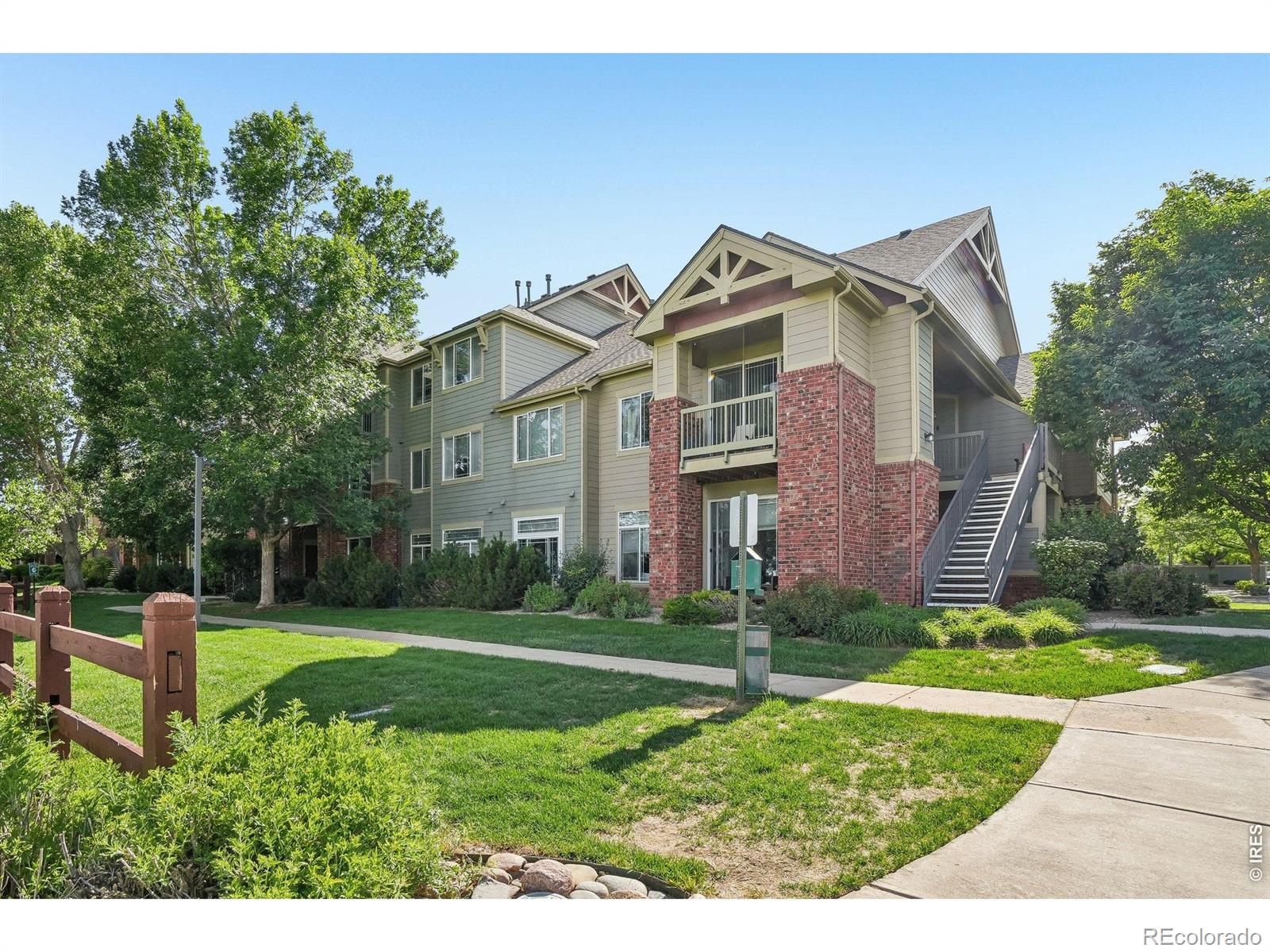 Photo 1 of 25 — 804 Summer Hawk Drive 4203, Longmont, CO 80504
