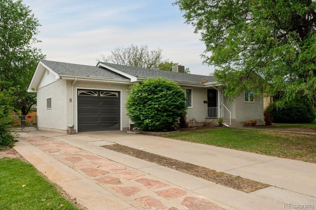 Photo of 151 Cornell Circle, Pueblo, CO 81005 (MLS # 6333120)