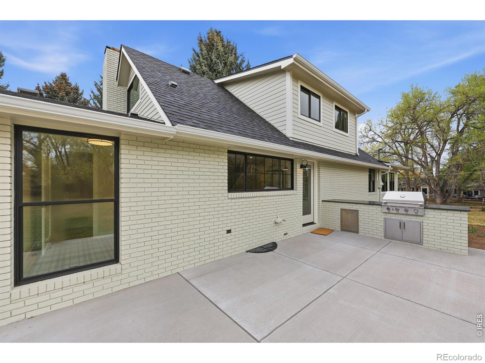7859 Raven Court