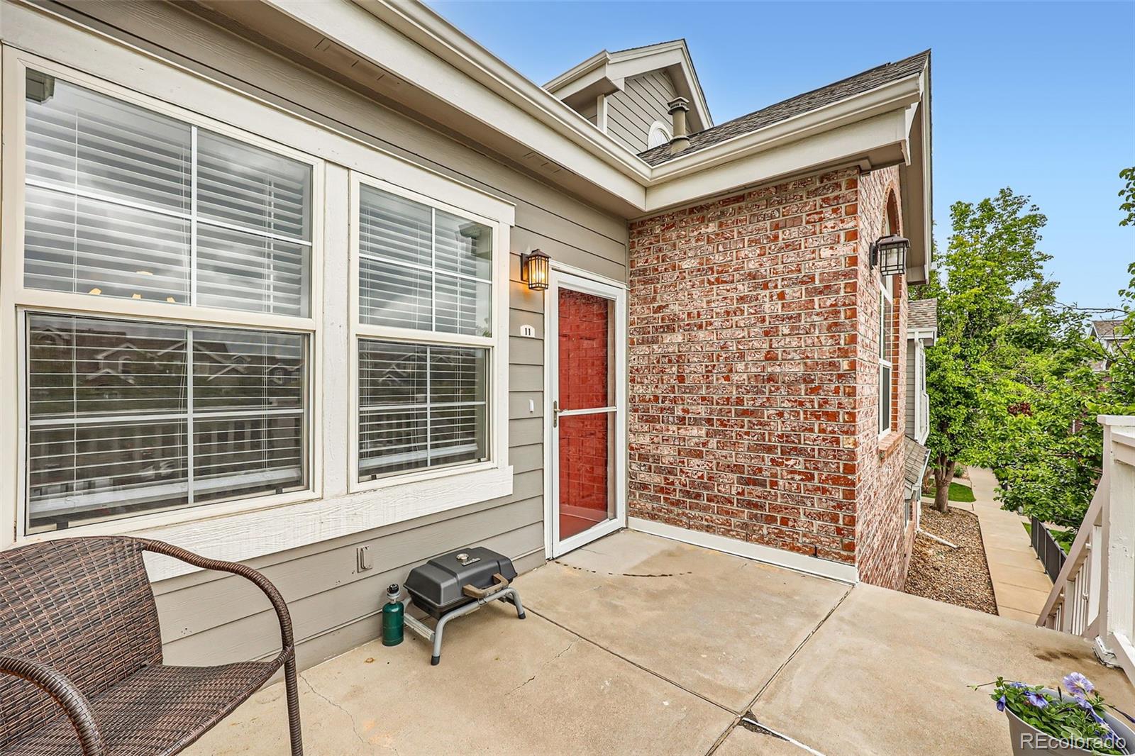 16366 E Fremont Avenue 11