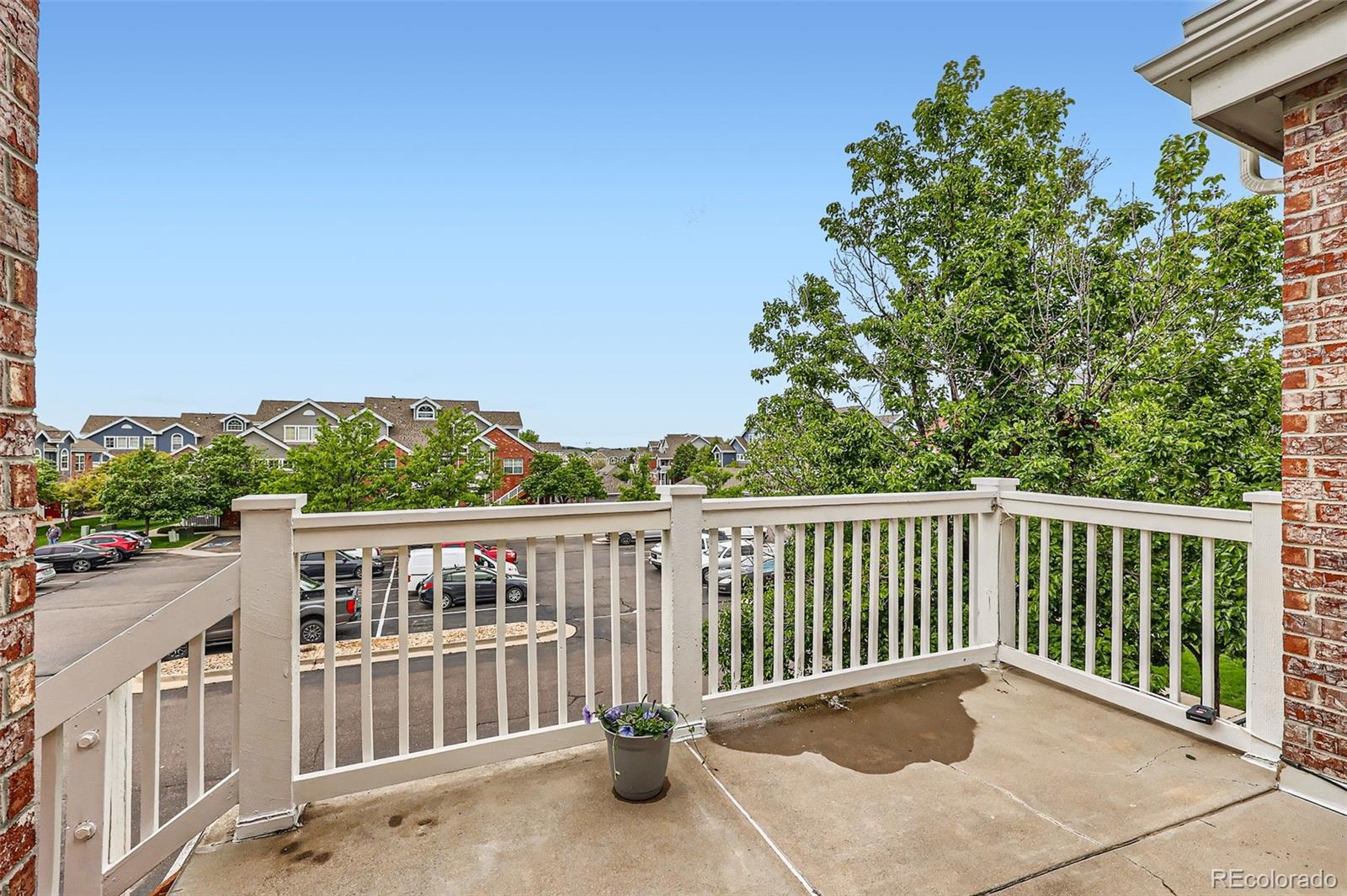 16366 E Fremont Avenue 11