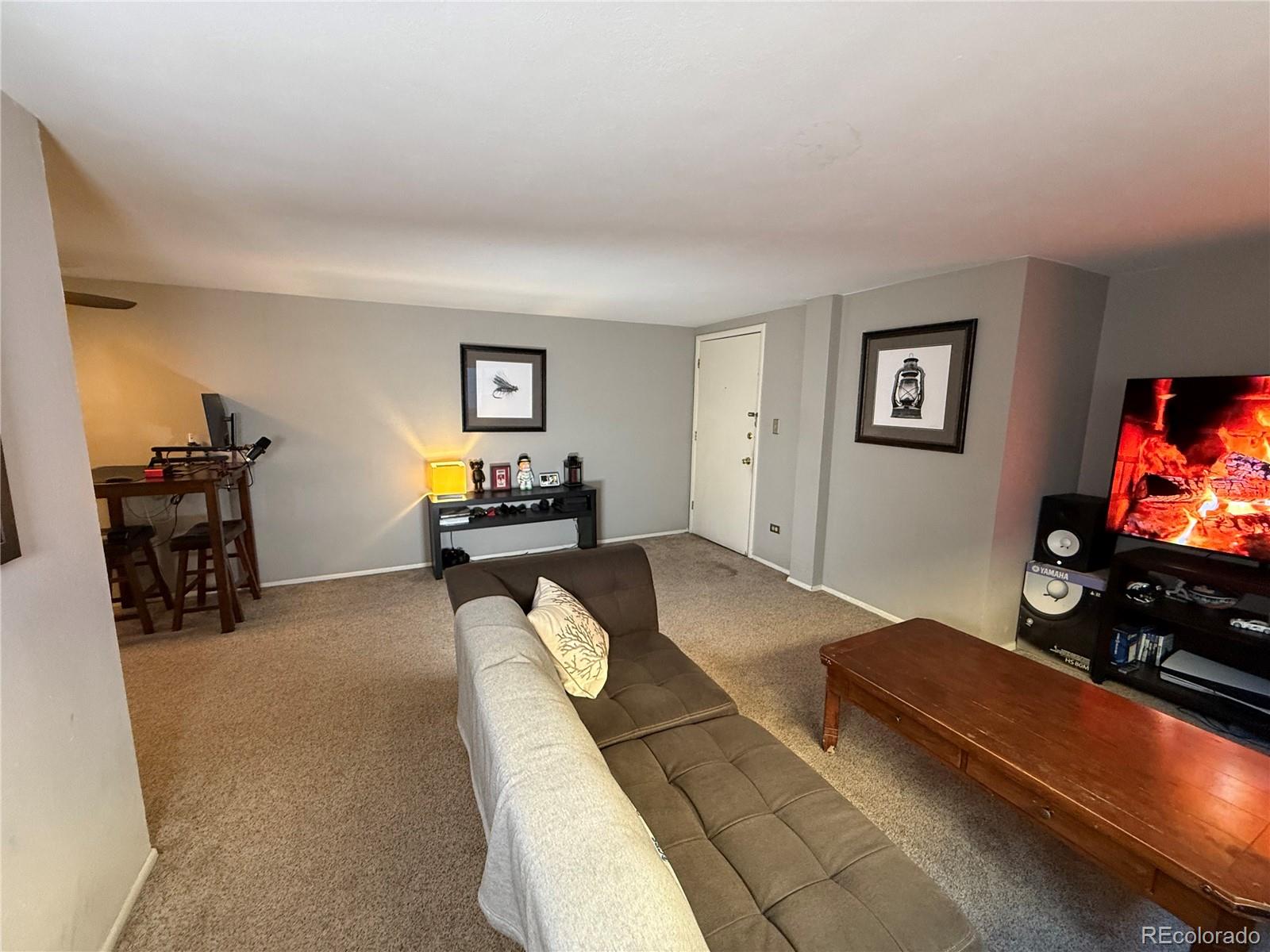 352 S Lafayette 403