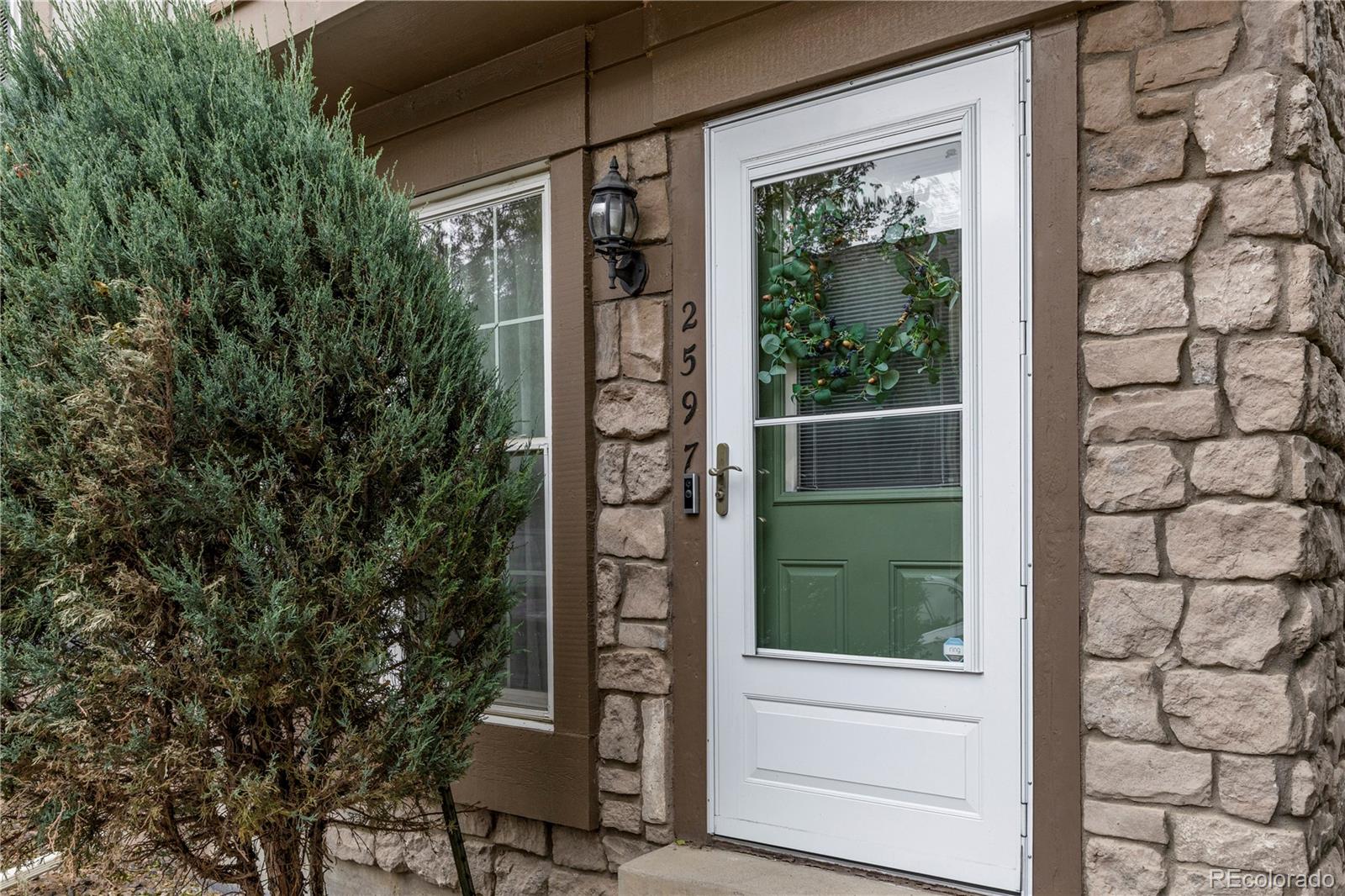 2597 E Nichols Circle