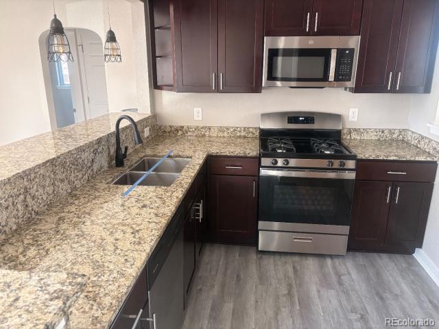 3290 Magnolia Street