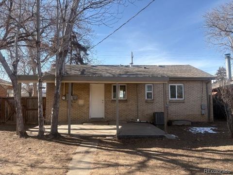 3290 Magnolia Street Denver CO 80207