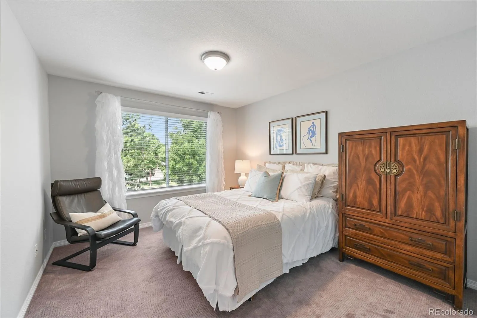 Aurora, Colorado 80016, United States, 6 Bedrooms Bedrooms, ,6 BathroomsBathrooms,Residential,Active,182809