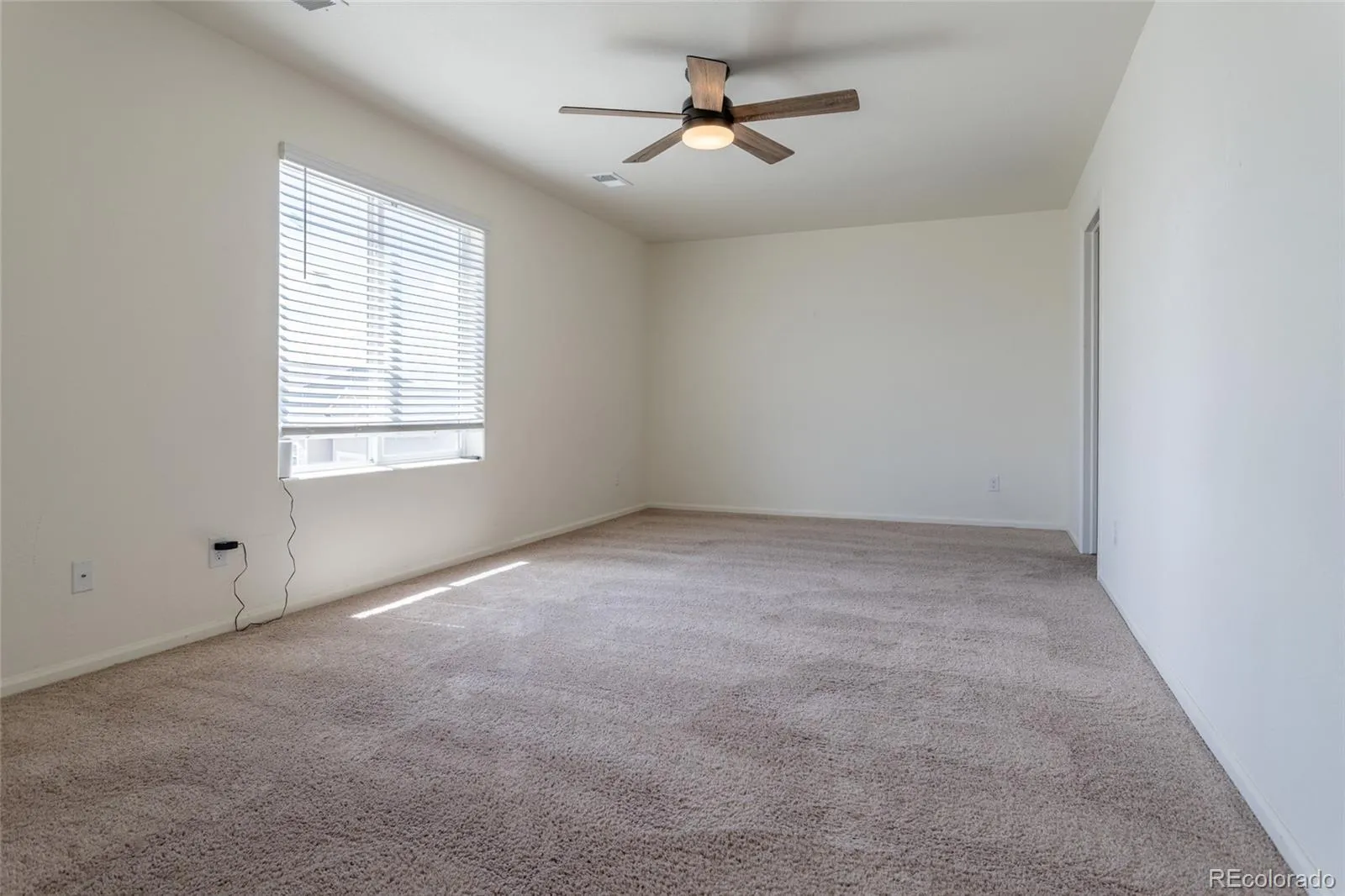 Keenesburg, Colorado 80643, United States, 3 Bedrooms Bedrooms, ,3 BathroomsBathrooms,Residential,Active,121715