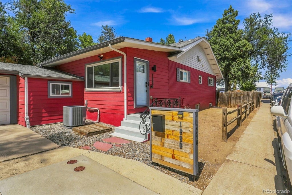 Photo of 1280 W Oxford s Avenue, Englewood, CO 80110 (MLS # 3122173)