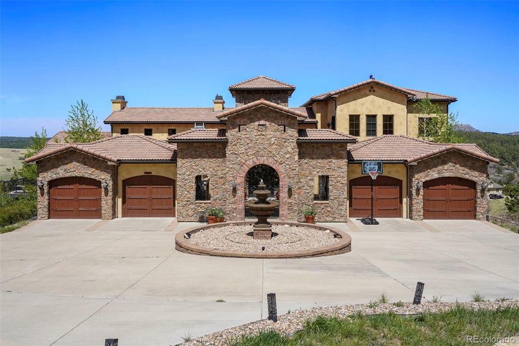 Photo of 2869 Valley Park Drive, Larkspur, CO 80118 (MLS # 6923260)