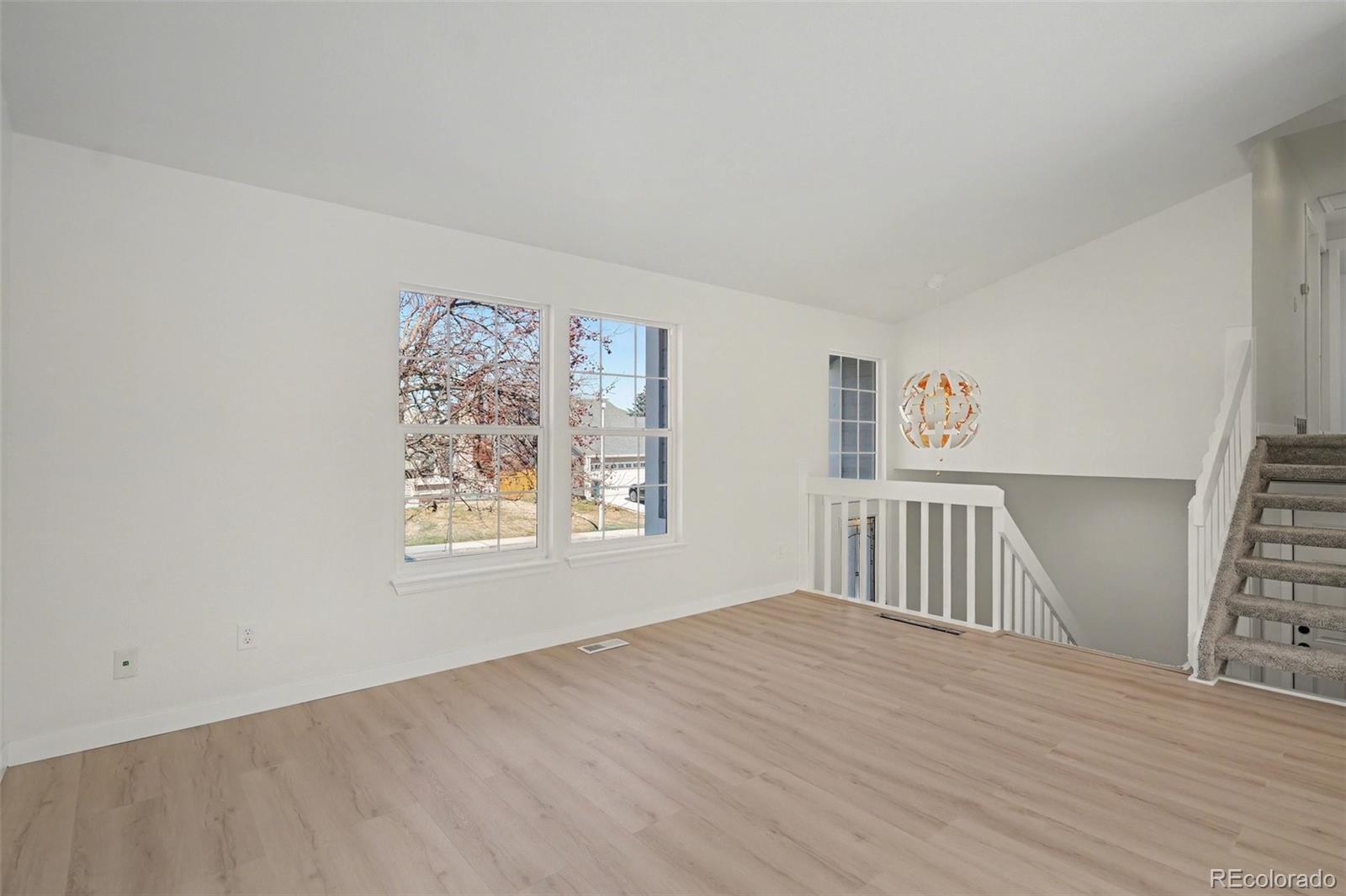 11826 W Bowles Circle