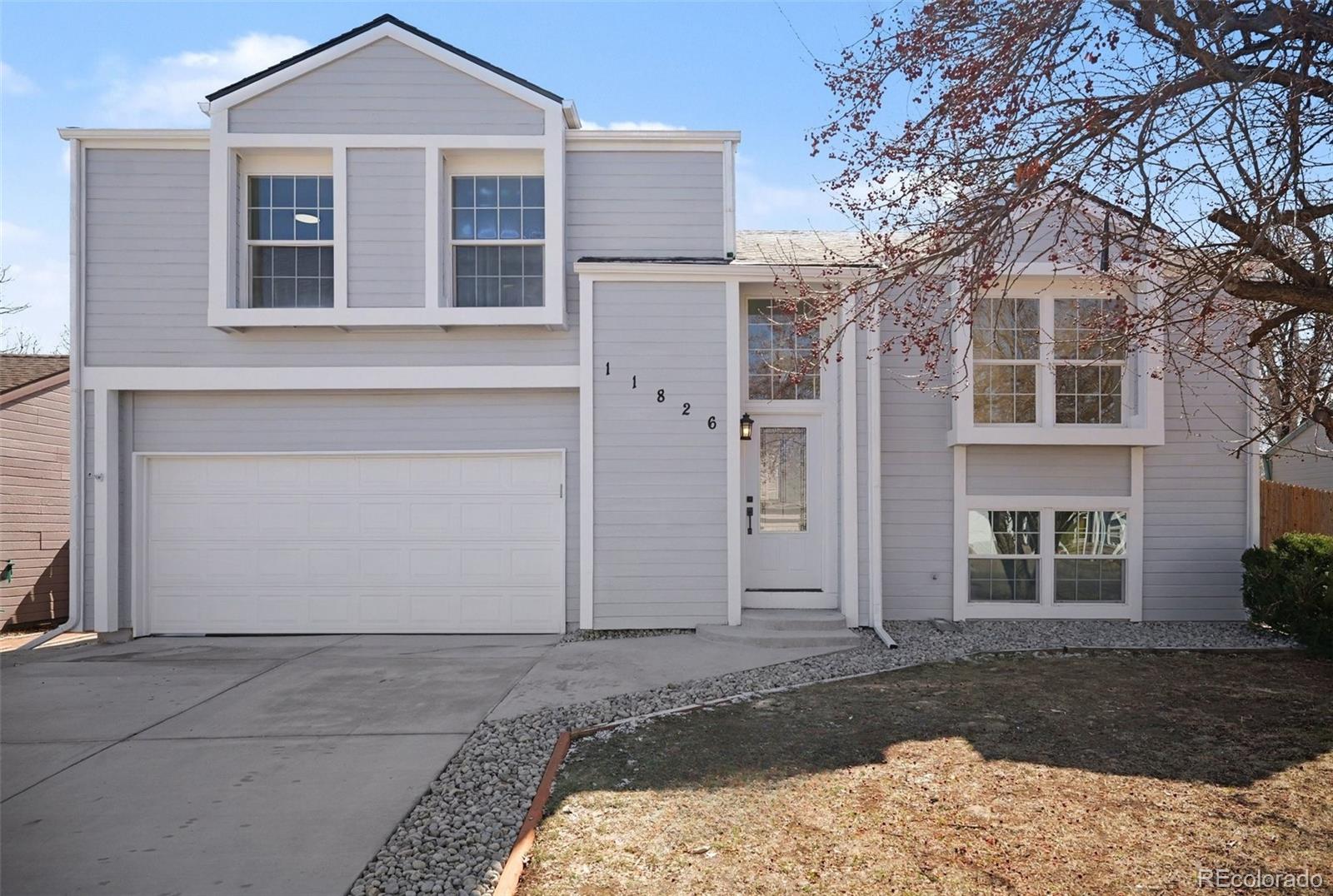 11826 W Bowles Circle