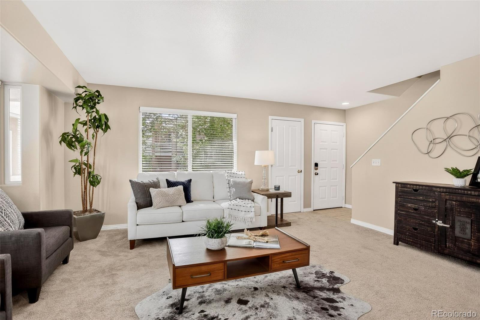 4548 E Kentucky Circle