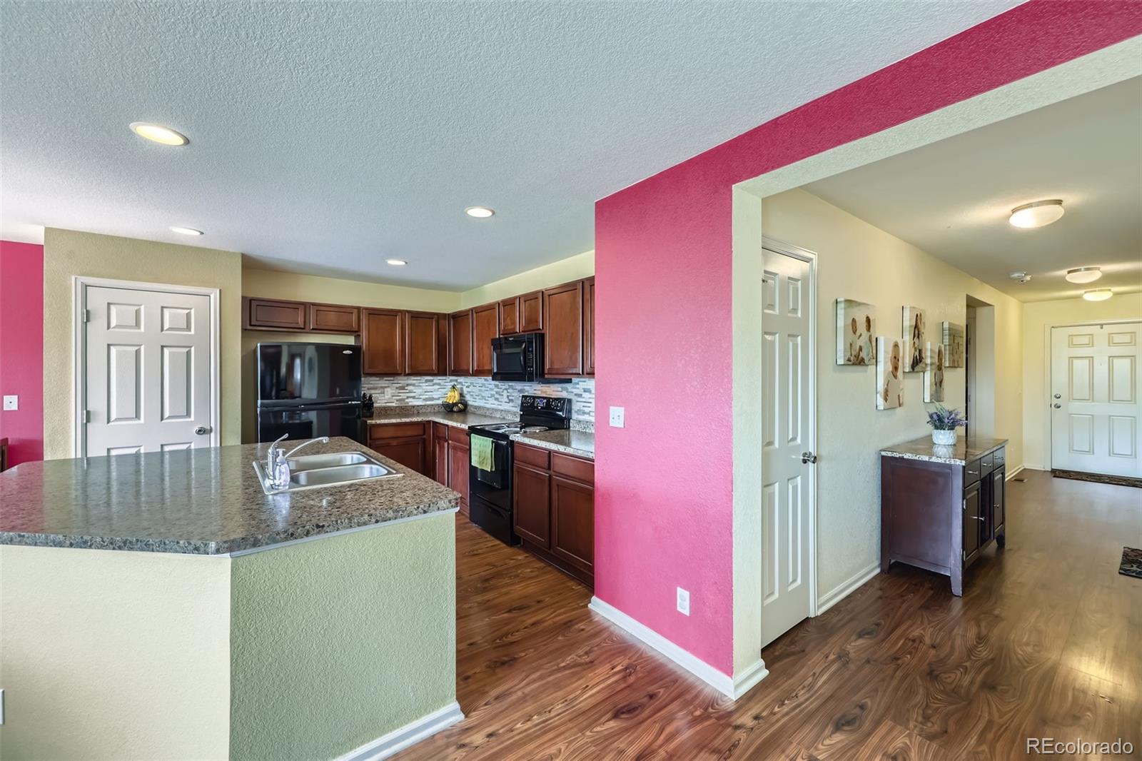 5280 Raritan Way