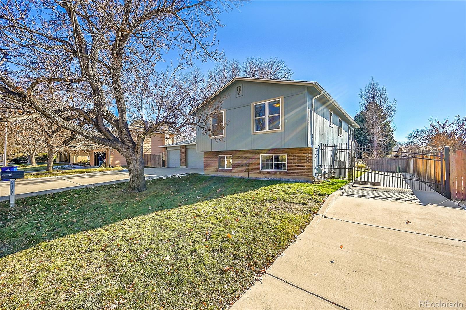 8160 W 81st Place
