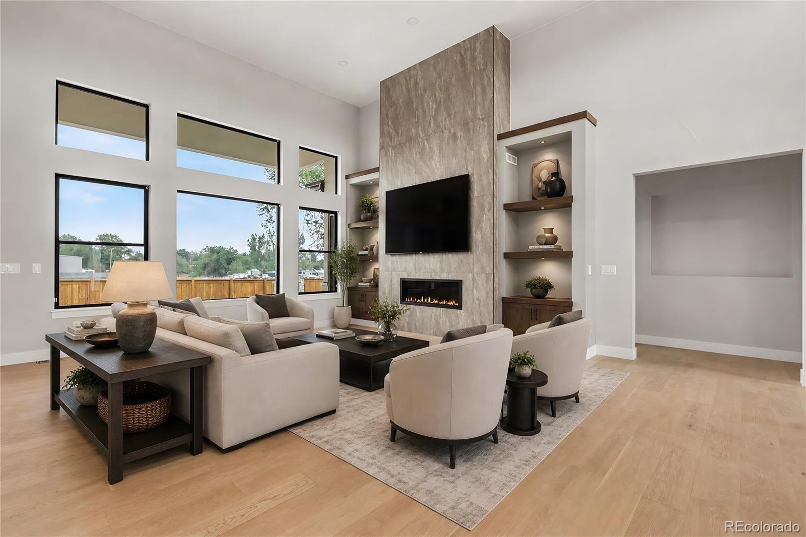 5276 Flora Way