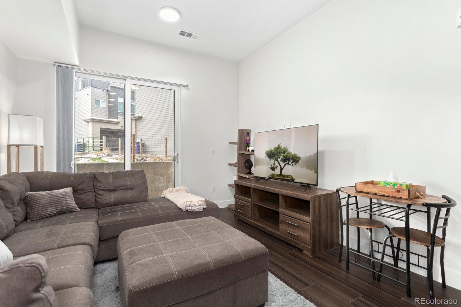 2876 W 53rd Avenue 111, Denver, CO, 80221 4 2876 W 53rd Avenue 111