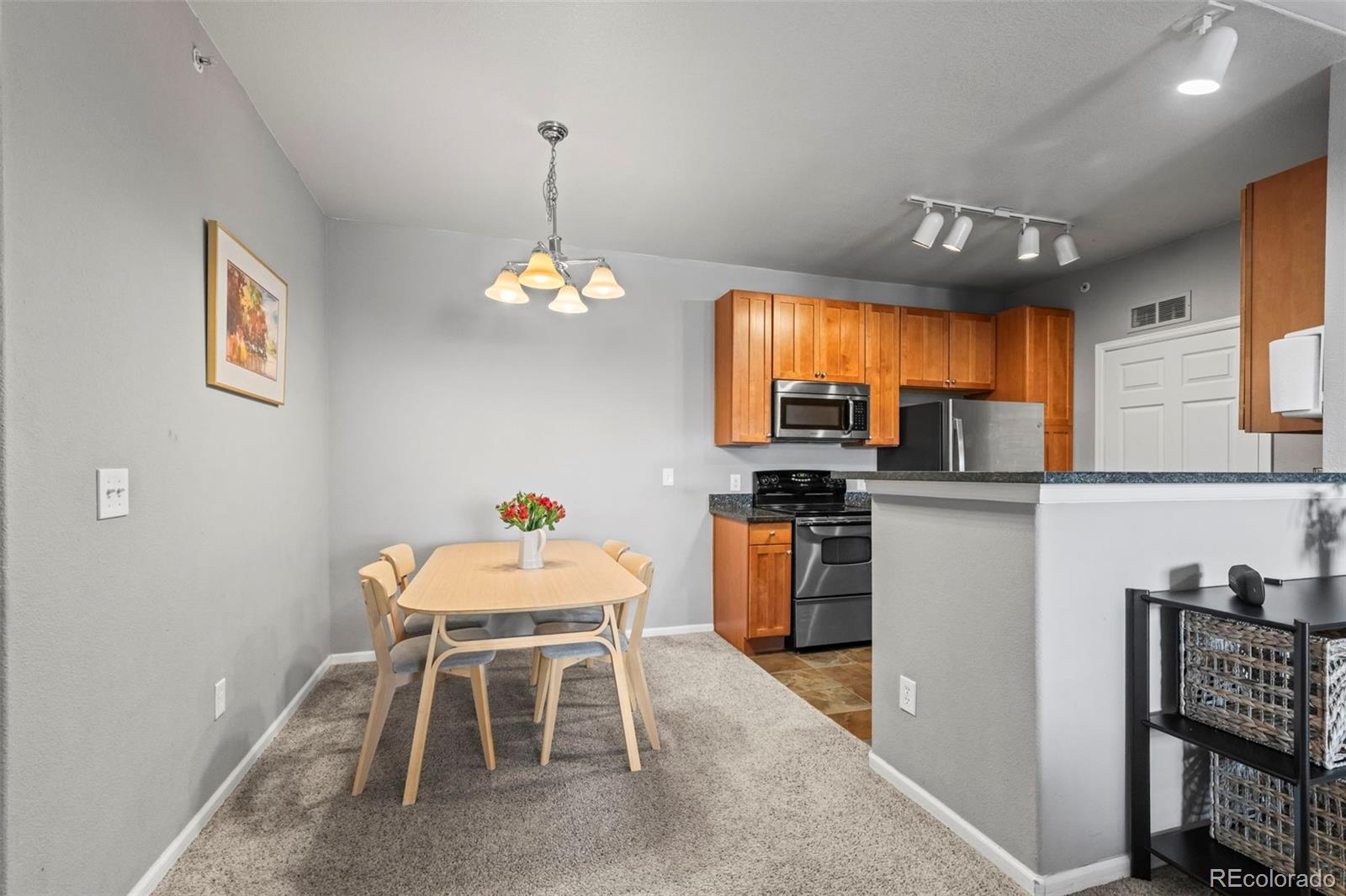 3000 Blue Sky Circle 11-305