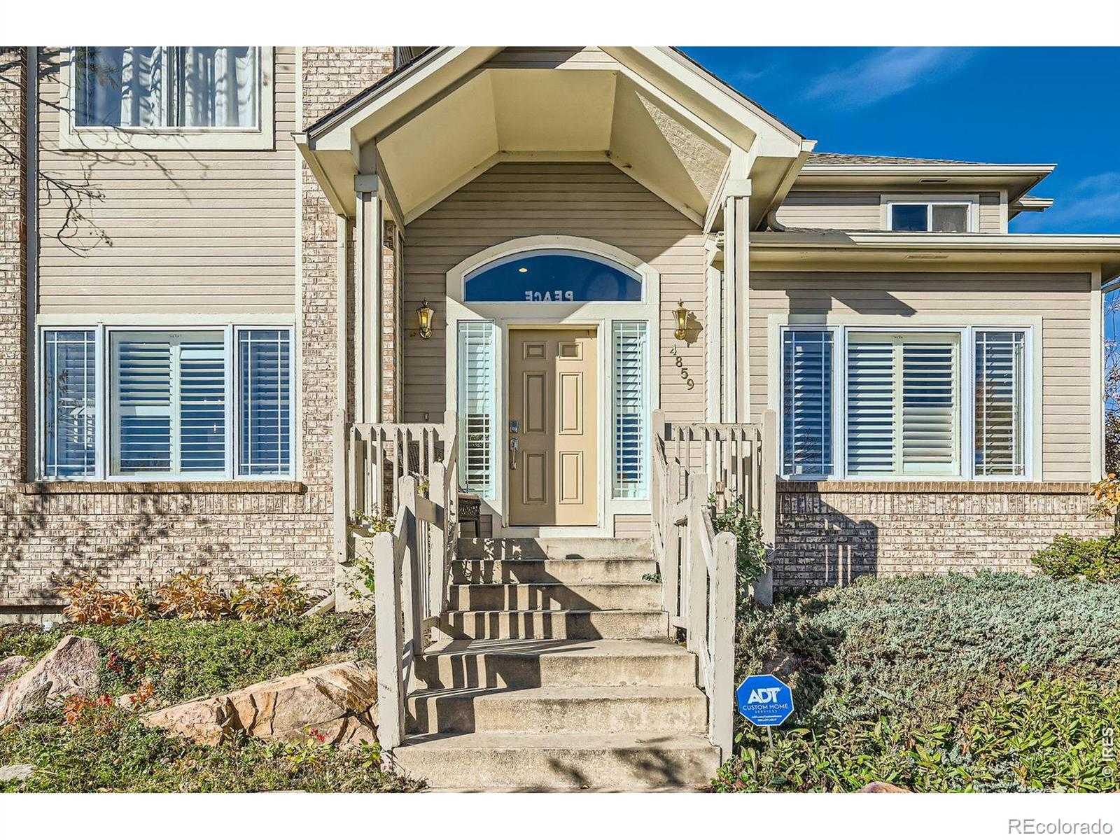 4859 Dakota Boulevard
