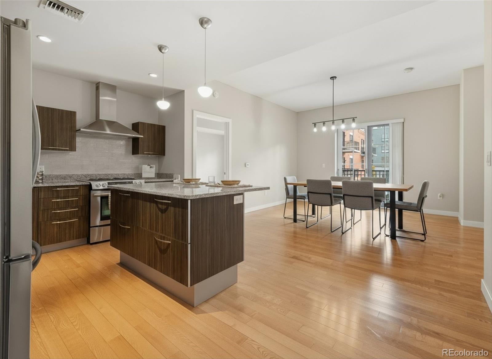 410 Acoma Street 212