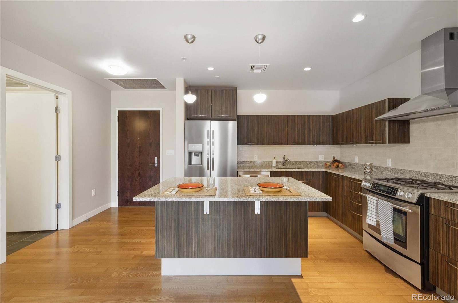 410 Acoma Street 212