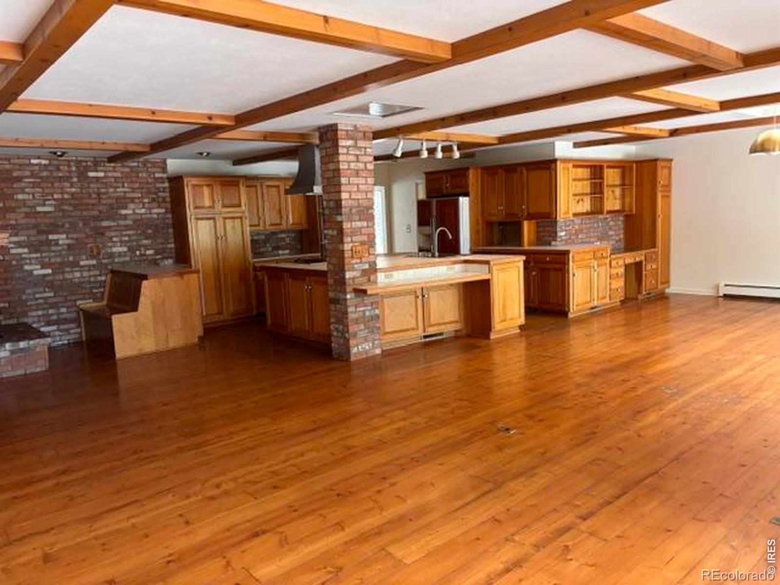 1409 Meeker Drive