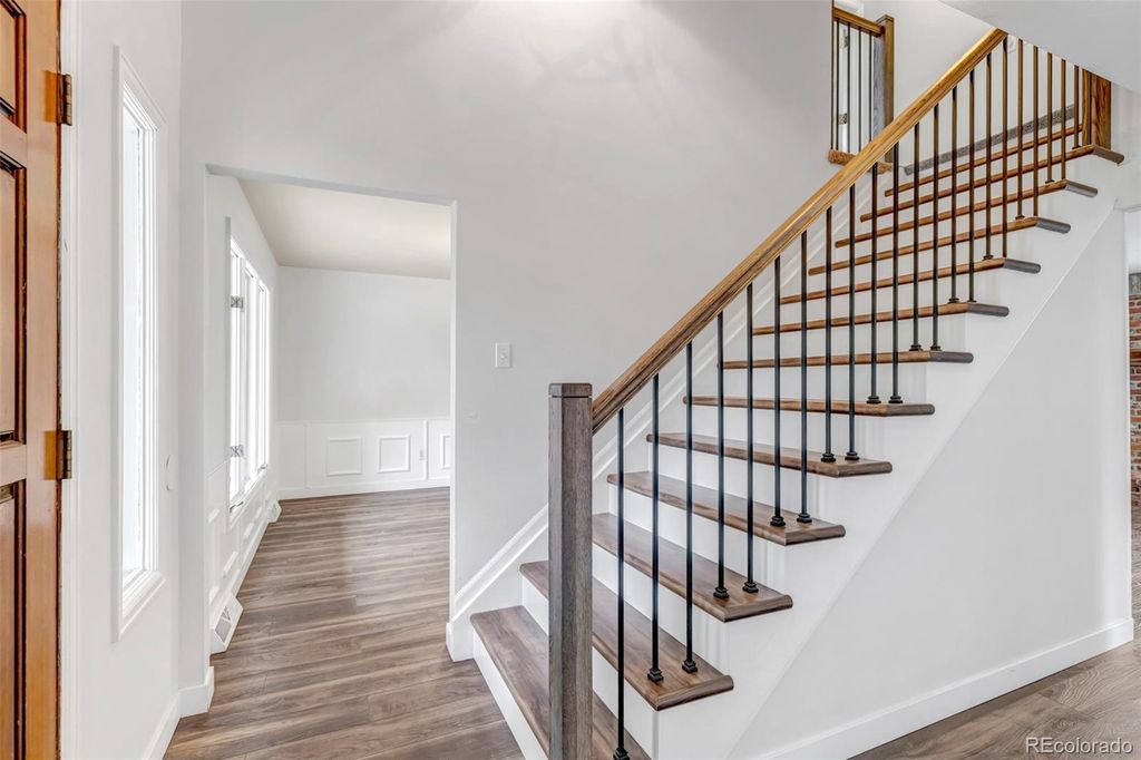 Photo of 7533 S Mount Zirkel, Littleton, CO 80127 (MLS # 3431215)
