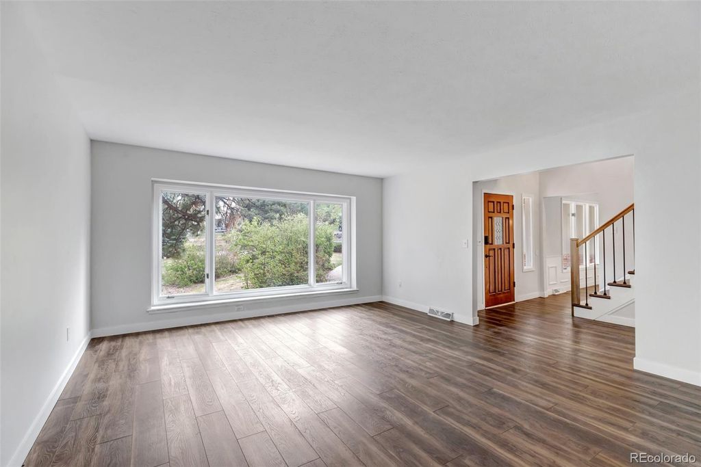 Photo of 7533 S Mount Zirkel, Littleton, CO 80127 (MLS # 3431215)