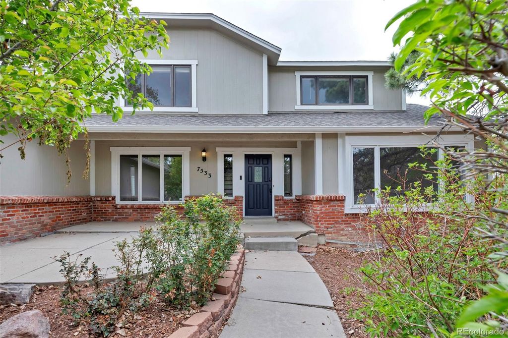 Photo of 7533 S Mount Zirkel, Littleton, CO 80127 (MLS # 3431215)