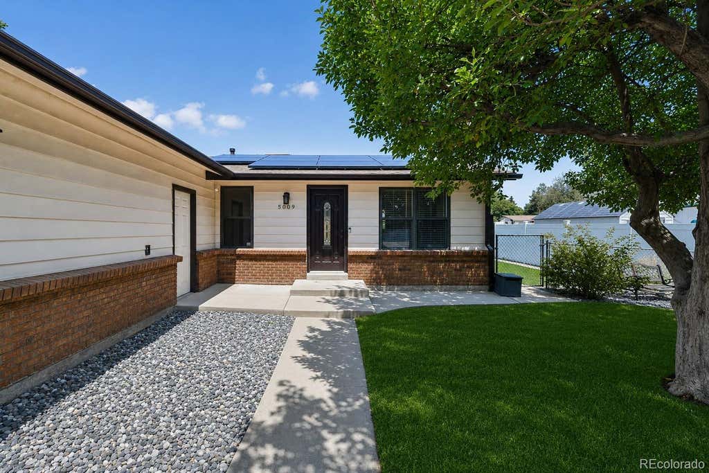 Photo of 5009 W 70th Court, Westminster, CO 80030 (MLS # 7009194)