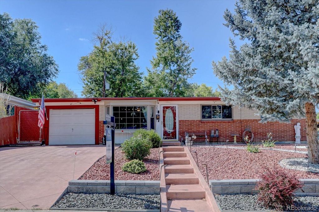 Photo of 2621 S Perry St S, Denver, CO 80219 (MLS # 5224402)