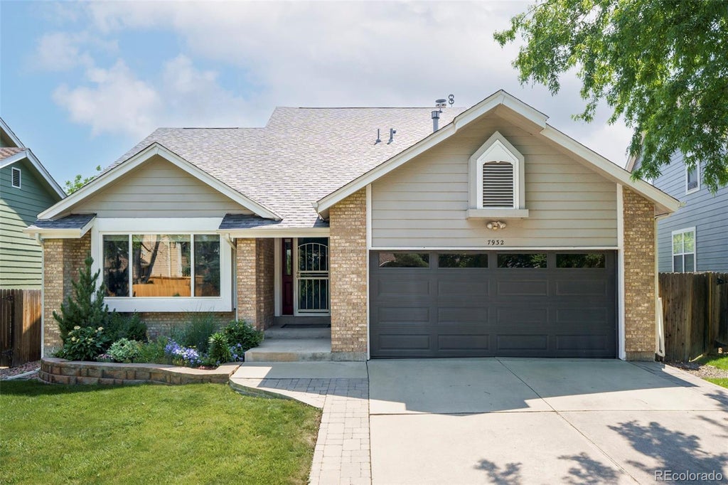 Photo of 7932 S Vine Court, Littleton, CO 80122 (MLS # 9131473)