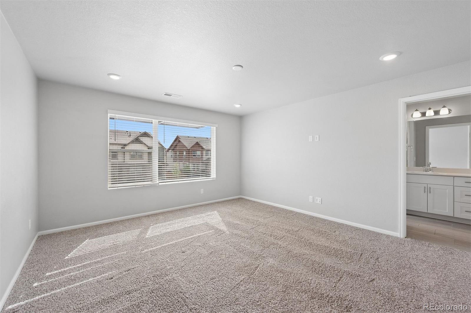 6381 N Malaya Street