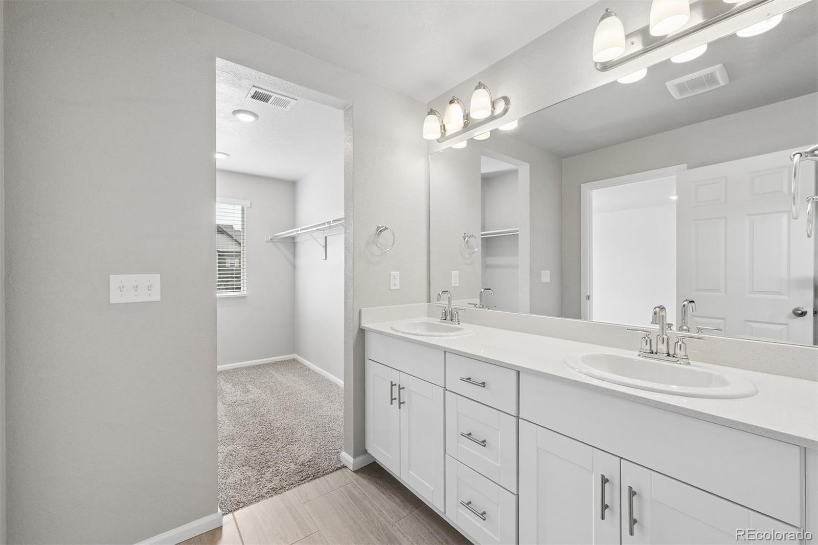 6381 N Malaya Street